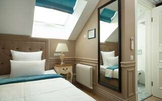 Гостиница Ахиллес и Черепаха Санкт-Петербург Одноместный Комфорт мансарда-1