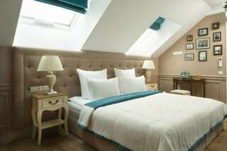 Гостиница Ахиллес и Черепаха Санкт-Петербург Комфорт Мансарда-1